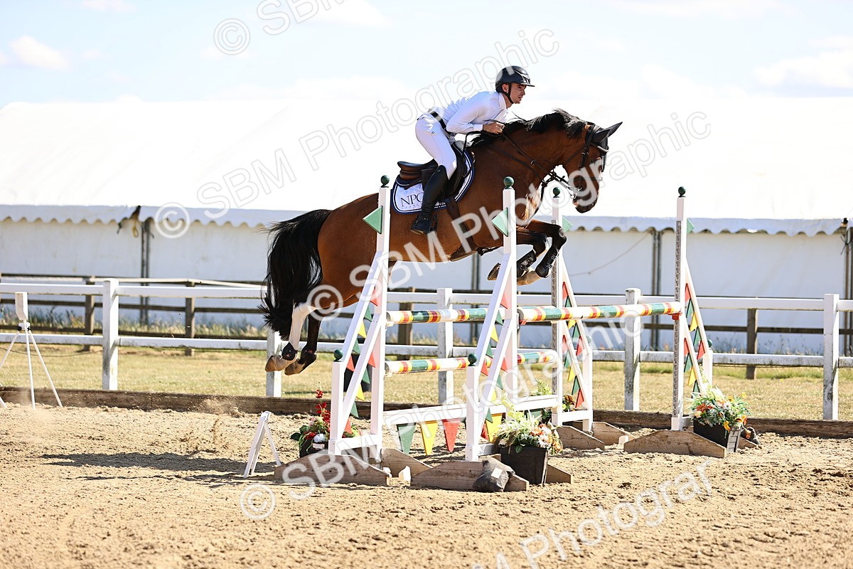 SBM_015660 - Class 16 - Senior foxhunter - 1.20m Open