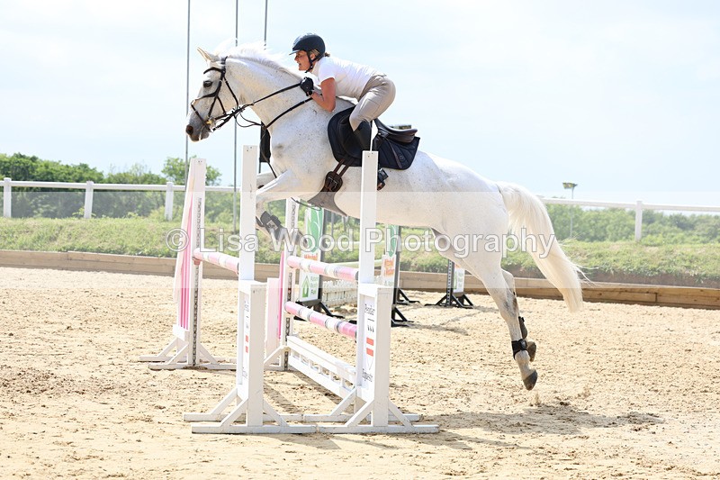 3E7A1020 - Class 13: Senior Newcomers/1.10m open