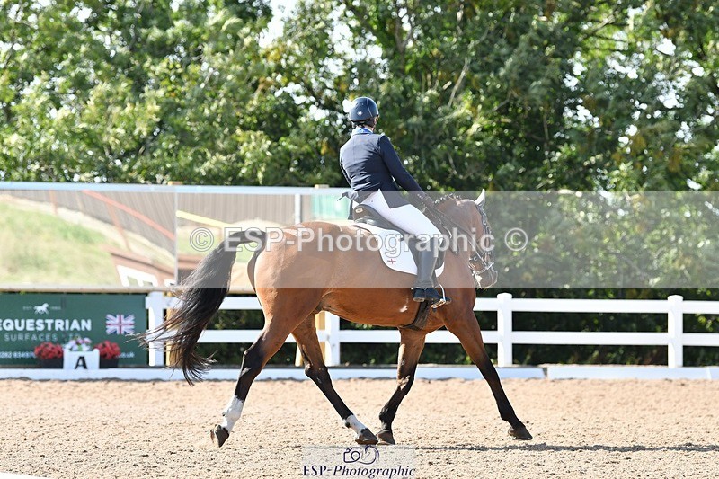 250906-152325-04261 - 119-Kirstie.WrightMill.House.Kann.Eye