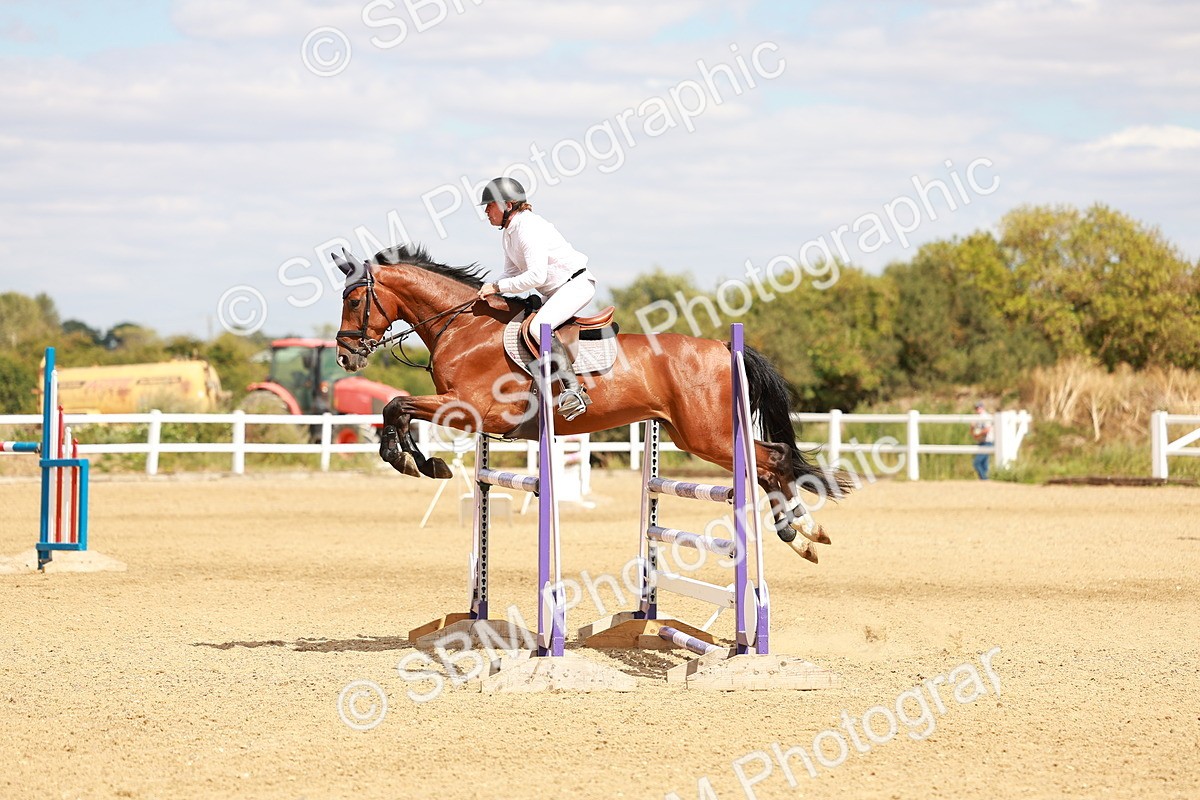 SBM_006686 - Class 4 - Senior British Newcomers - 1.10m