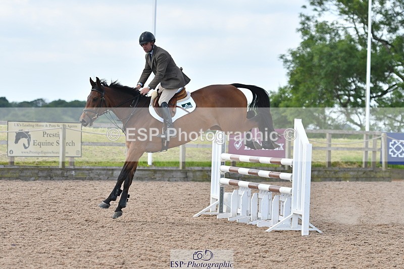 240609A-111236-04448 - Cls 17 Snr 1.05m Open