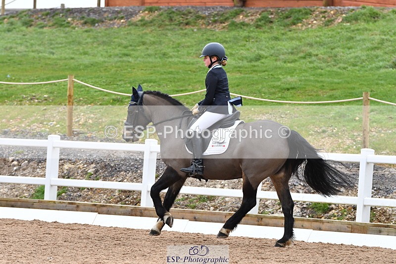 240121A-105719-00509 - Cls 5 Novice 37A