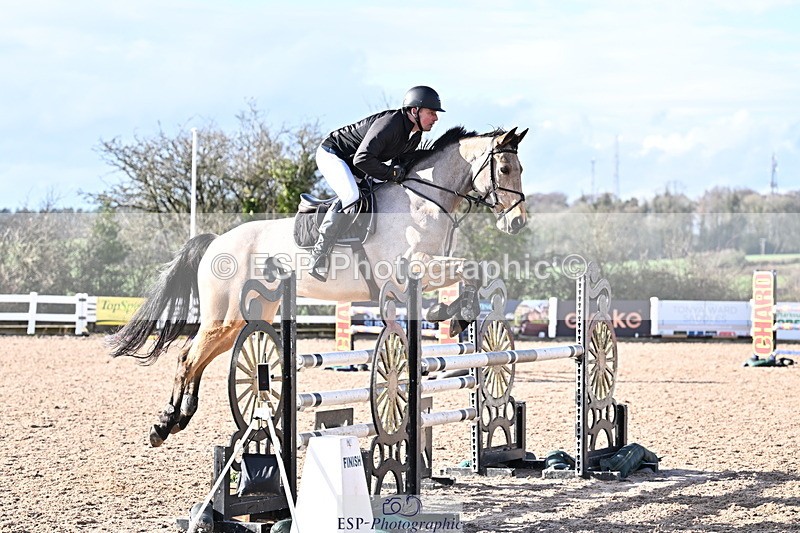 260204A-132848-00363 - Cls 4 Newcomers and 1.10m