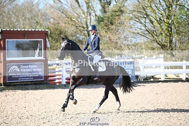 250330-100156-05965 - Cls 32 British Novice and 90cm