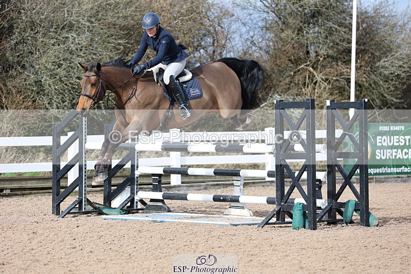 240223A-120407-01063 - Cls 4 Snr 1.05m Open