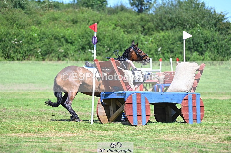 240811A-131043-03742 - 126-