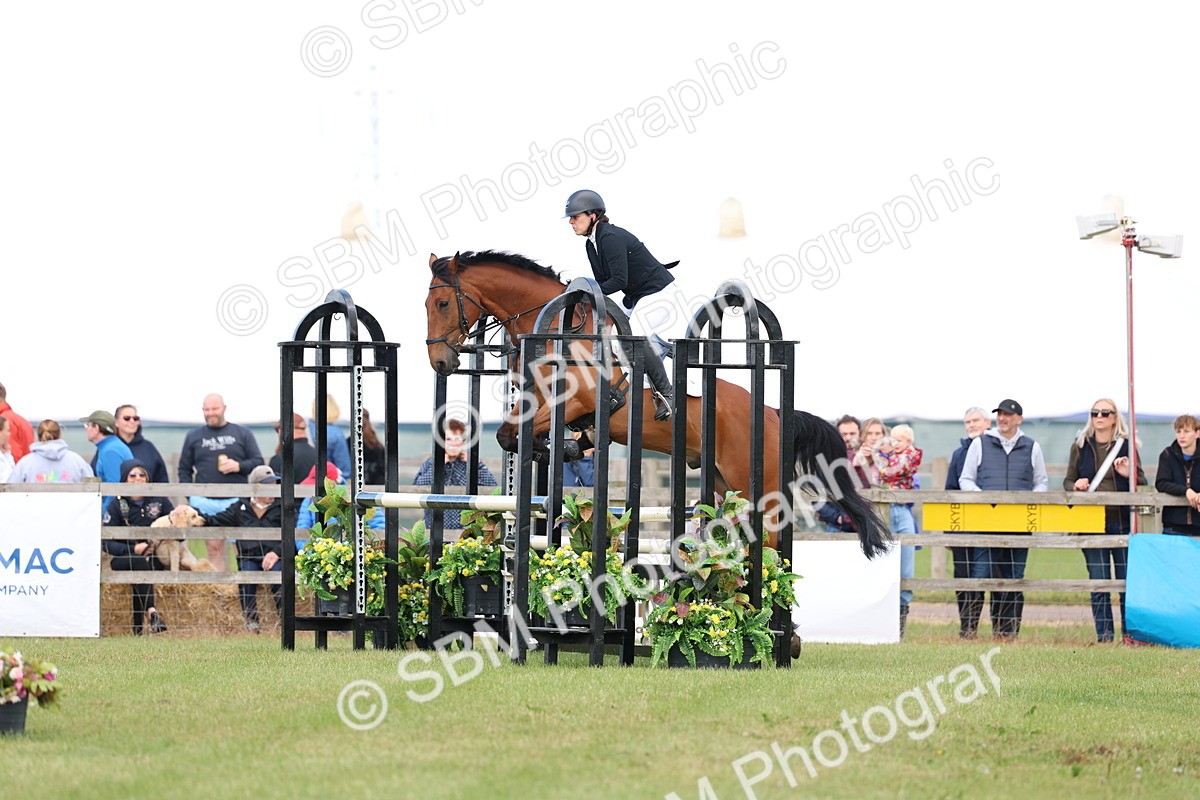 SBM_13474 - Class 206 - Senior Newcomers - 1.10m Open