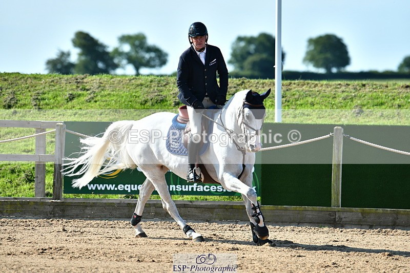 230720A-091346-01617 - Cls 1, 2 Star Small 1.30m