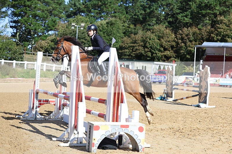 3E7A8449 - Class 5: Pony Discovery/90cm open