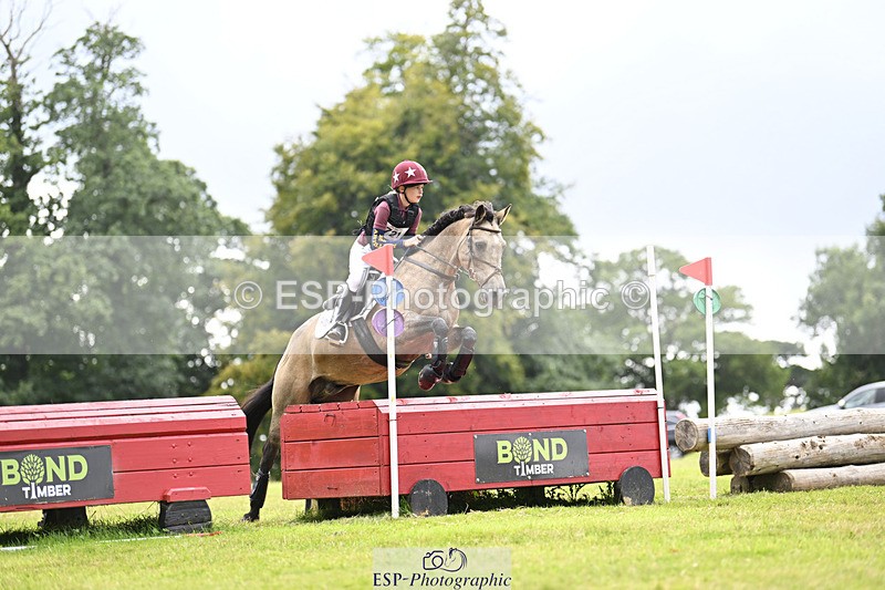 240825X-161417-36220 - 80cm XC 15.30 to 16.30