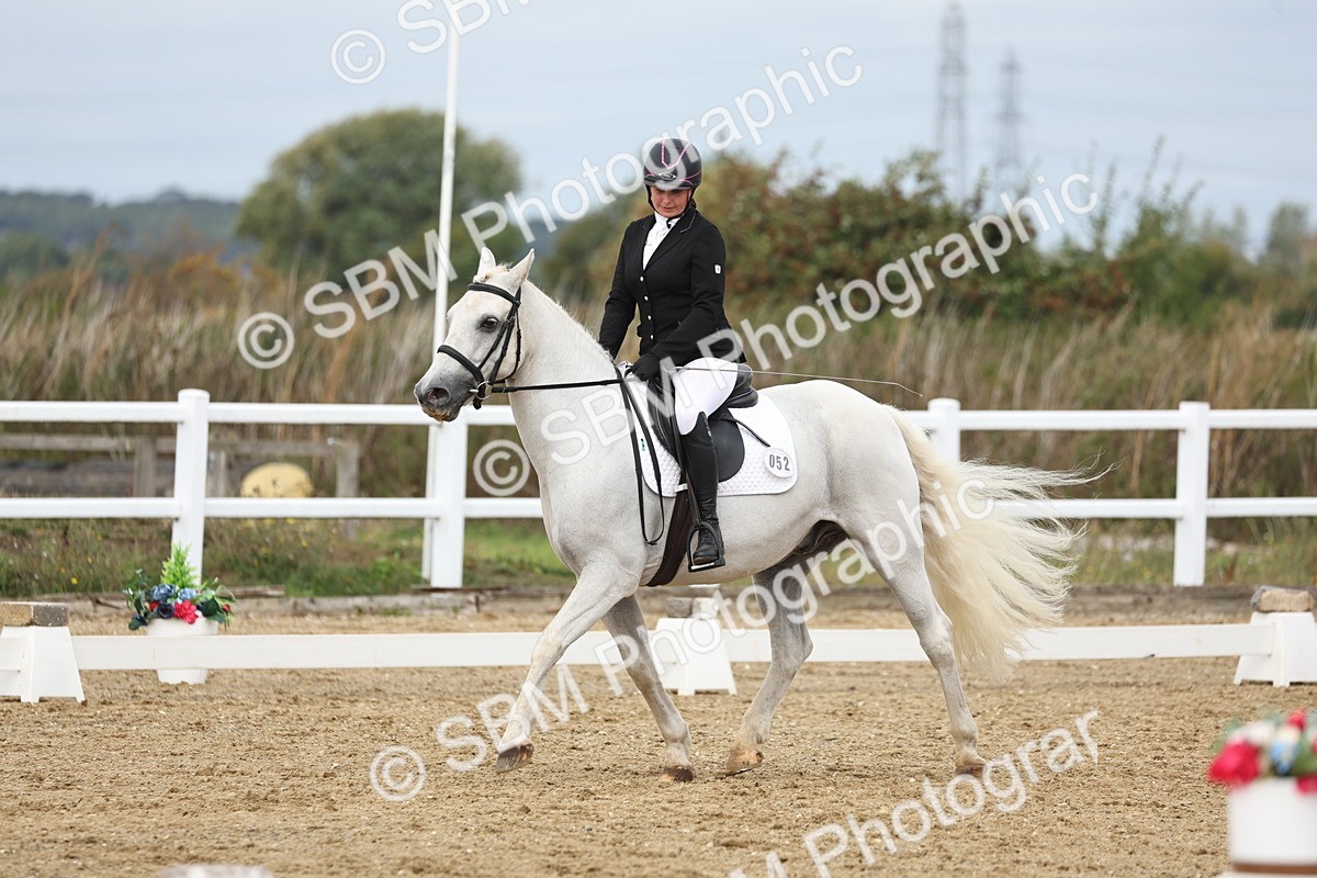 SBM_002623 - Class 7 - Novice 2 Warm Up