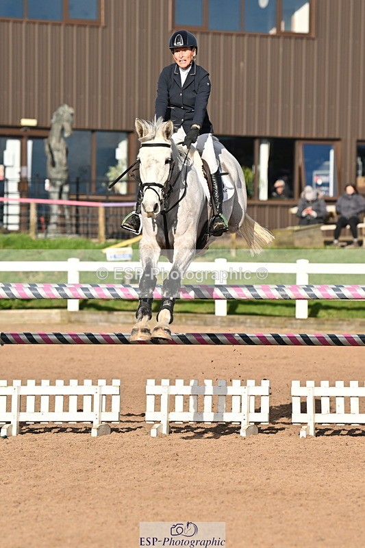 240224A-152739-04136 - Cls 15 Foxhunter and 1.20m Open
