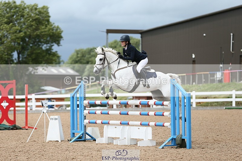 230716A-144947-04057 - Class 25a Pony Fox & 1.10 Open