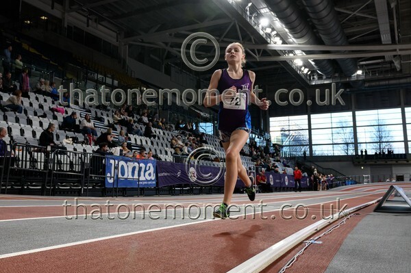 CEREL-816784 - Track Female Set Two