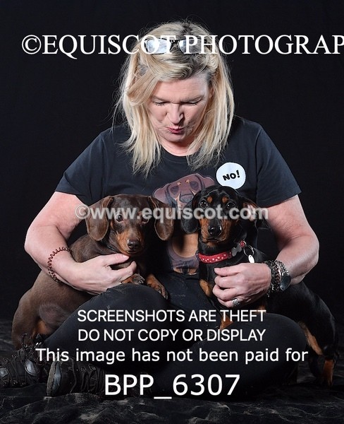BPP_6307 - LESLEY GRANGER DOGS