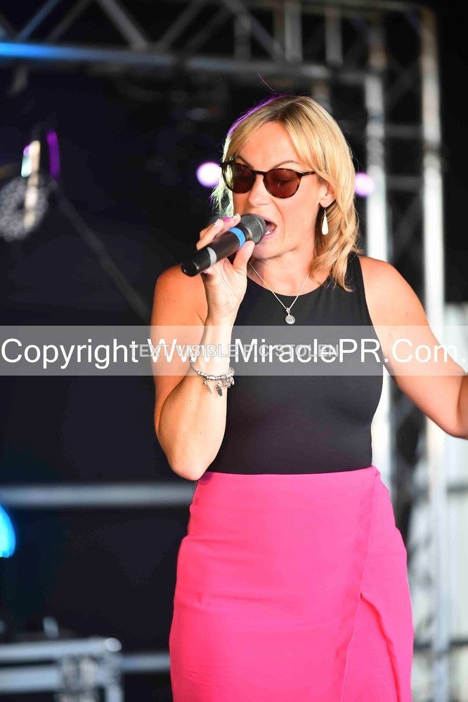SH4_0717 - Lisa Winwood
