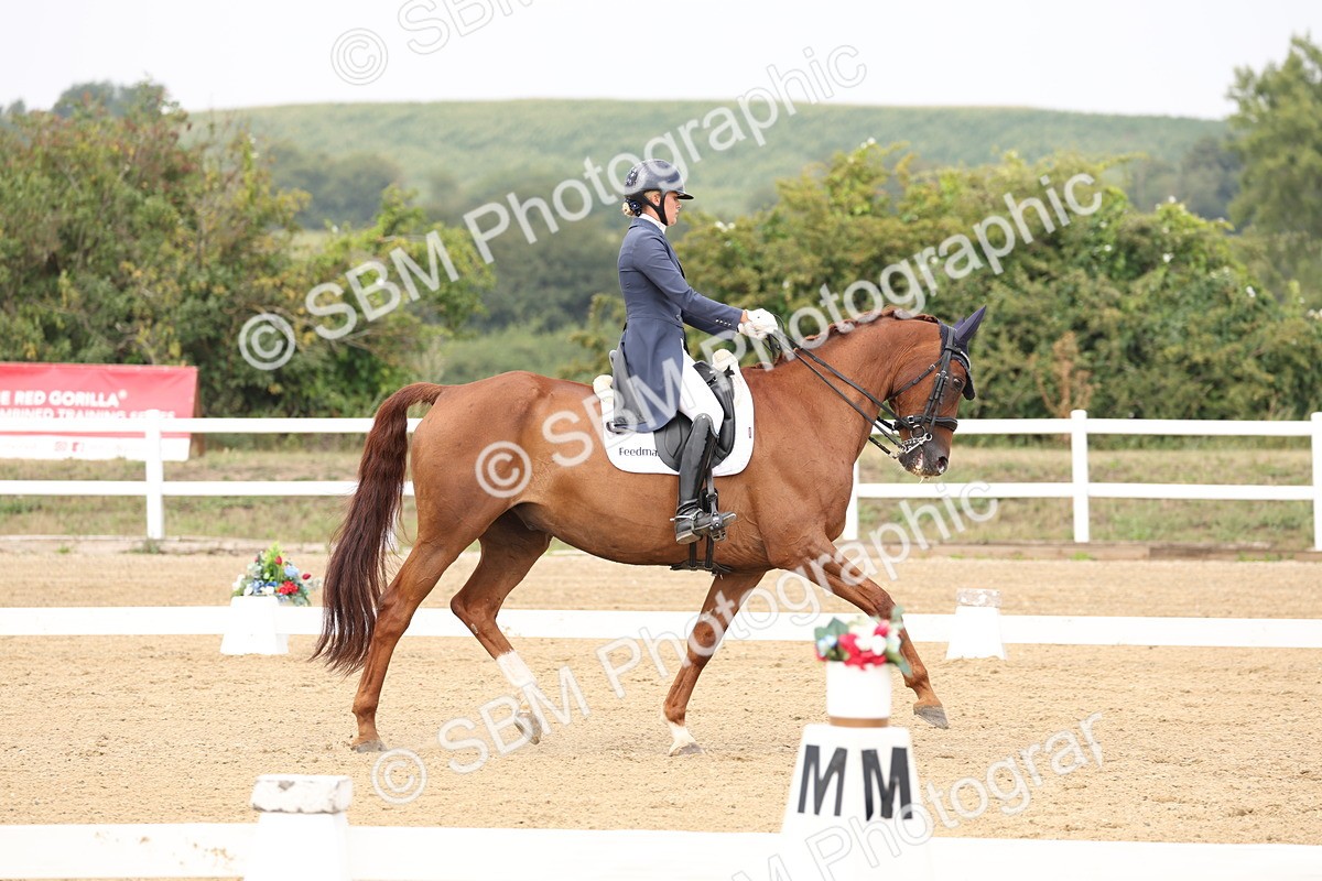 SBM_007495 - Class 9 - FEI INT I - 14.57-15.45