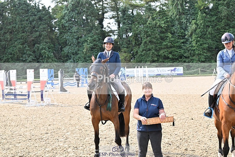 240818-100935-03579 - Cls 8B 90cm Open