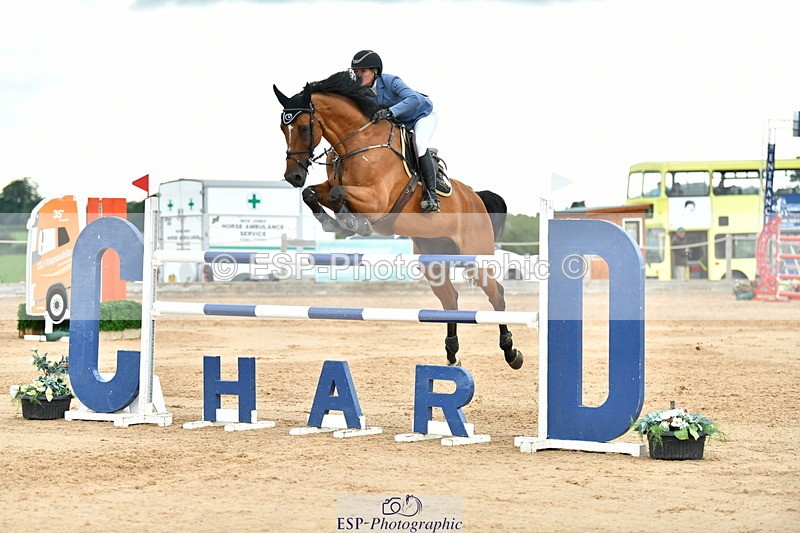 230720A-160319-04152 - Cls 9, 2 Star Big 1.40m Start to break