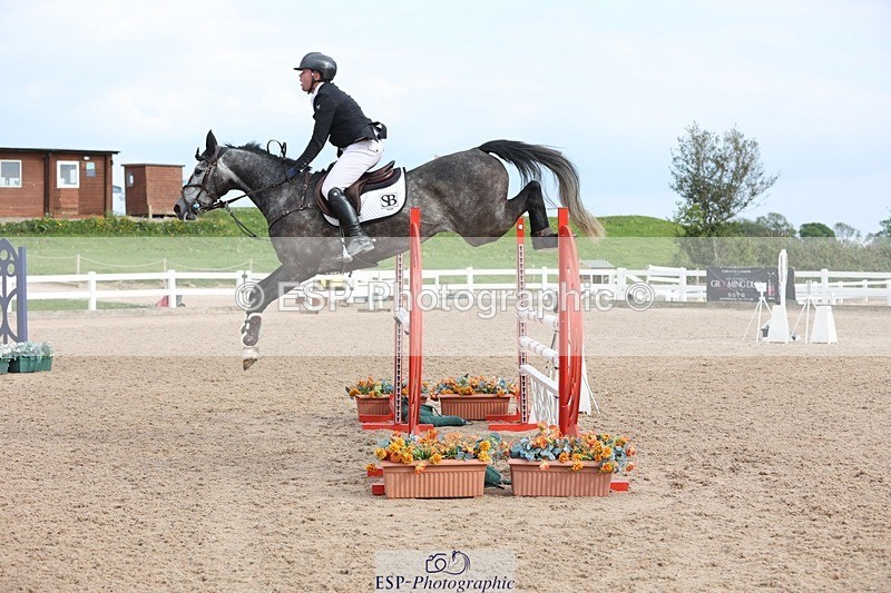 250508-170952-04272 - Cls 12 Snr Newcomers