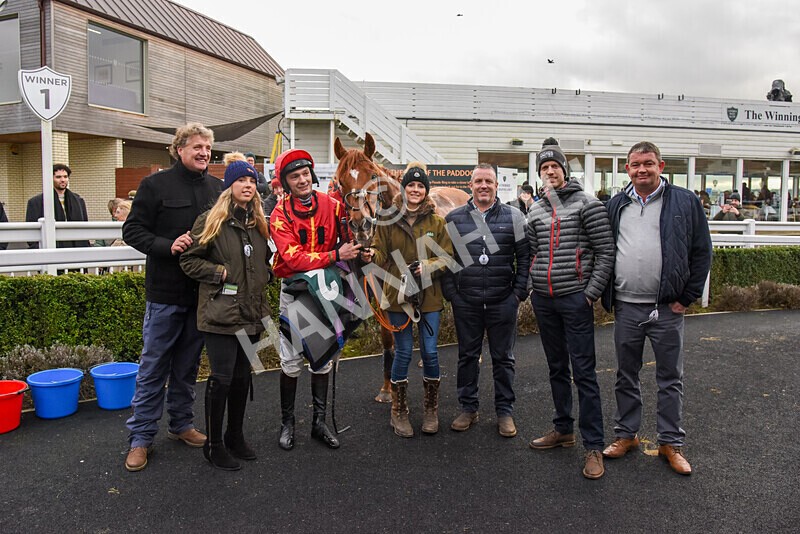 171224-Race 4-Wise Eagle-4089 - Race 4