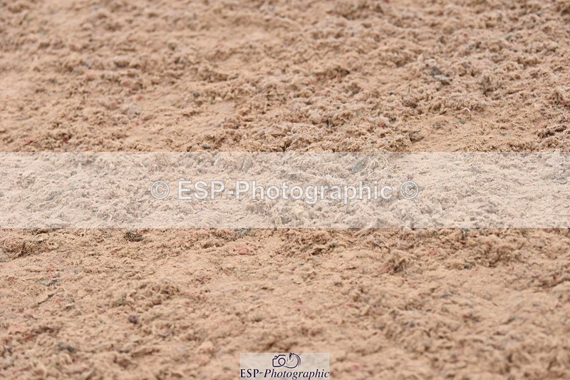 230902A-110200-00501 - Cls 8 1.05m Amateur Quali