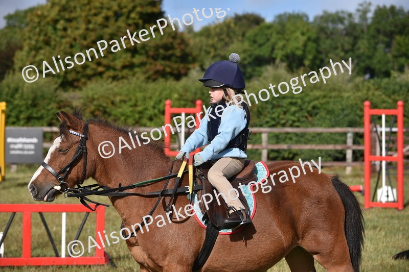 20250831-0288 - Class 6 - Minimus Jumping 30cm