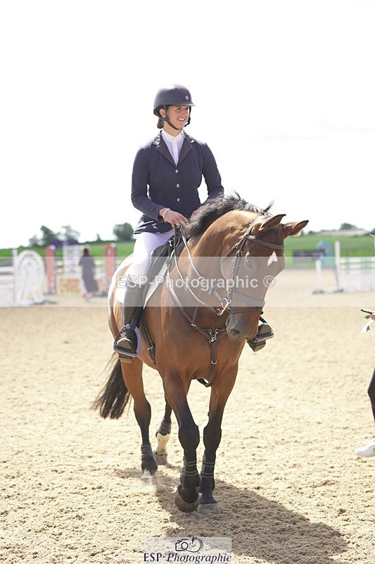 230806A-120154-01690 - Cls 13 Snr Newcomers & 1.10m Open