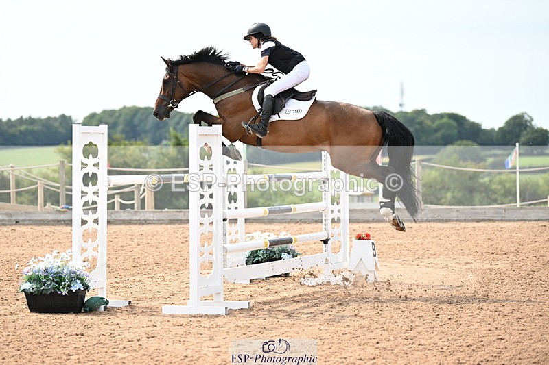 240801A-153238-02589 - Cls 5 National 1.30m Open