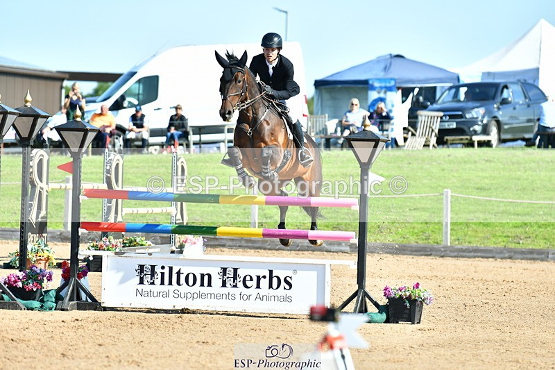 230720A-094511-01799 - Cls 1, 2 Star Small 1.30m