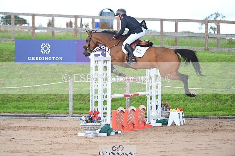 230721A-113522-05701 - Cls 6, 2 Star Medium 1.35m