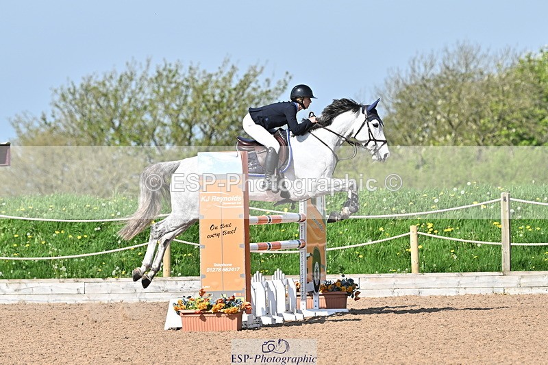 240509A-100327-00758 - Cls 8 Foxhunter