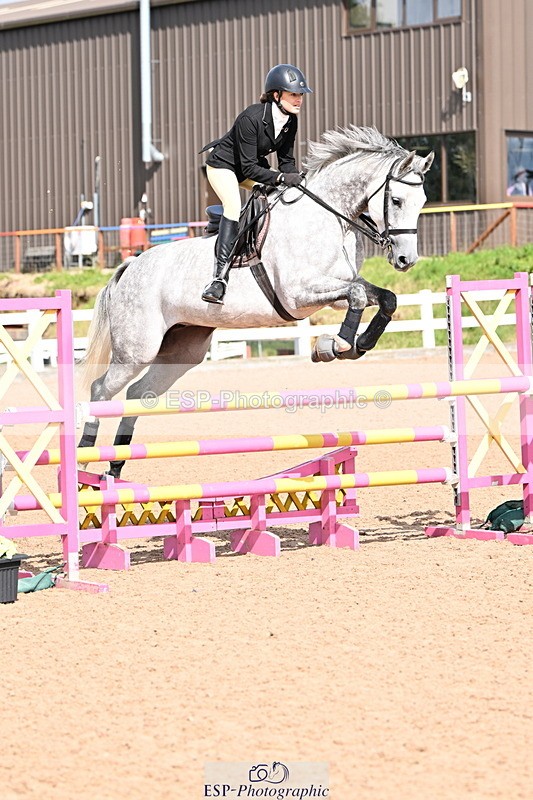 240912A-142436-01967 - Cls 12 1.05m Amateur Qualifier