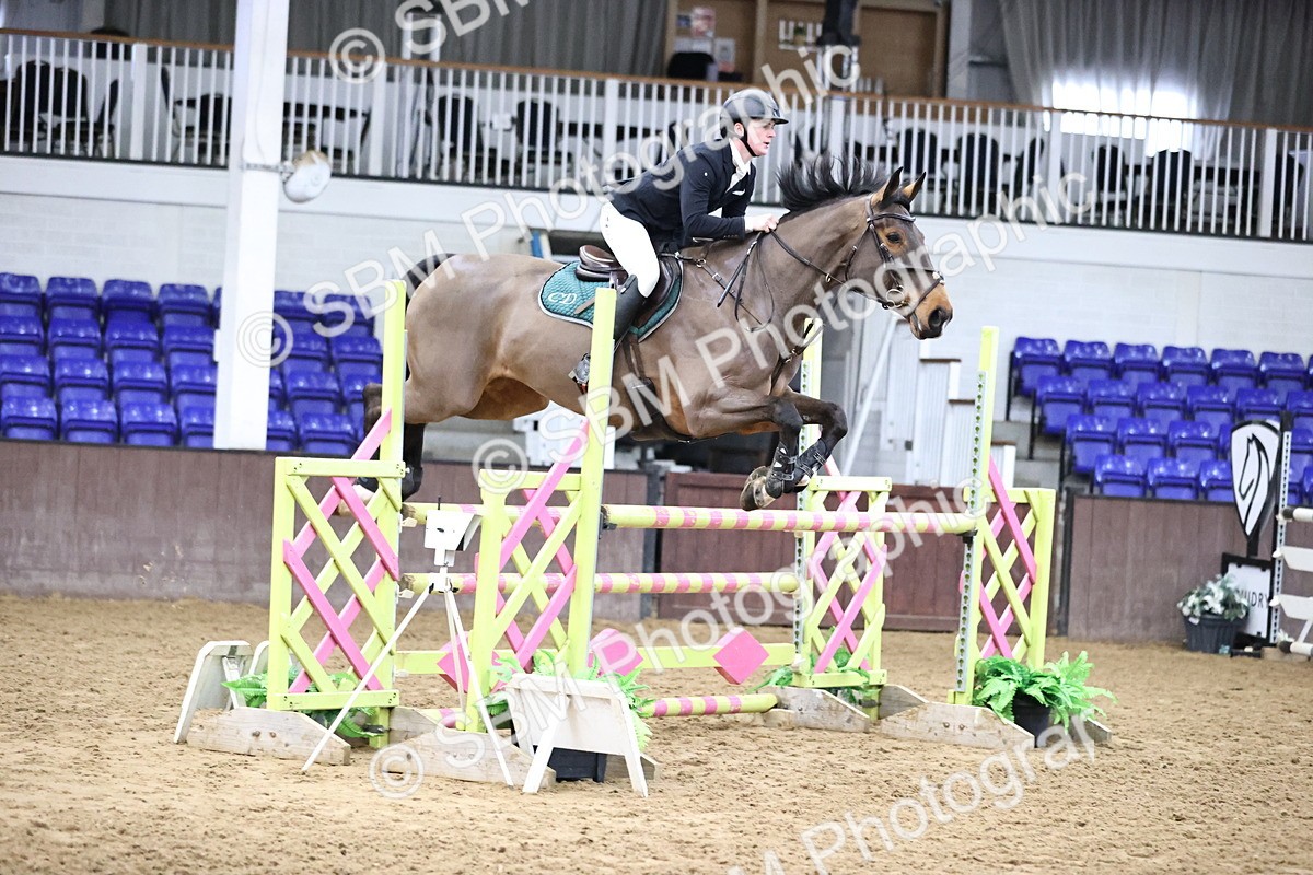 SBM_005453 - Class 17 - Senior Newcomers 1.10m