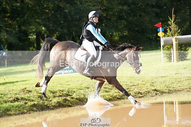 231021-150950-20104 - 487-BILLY.HIGH.HOPES-Sasha.Roberts-SC+XC