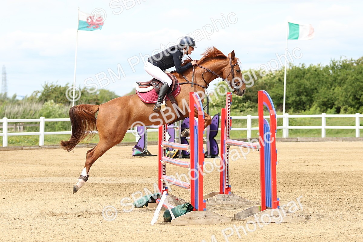 SBM_000970 - Class 4 - Senior Newcomers - 1.10m