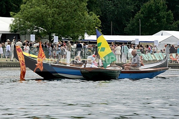 090704 OLD LUCIUS AND GROUP IMG_0470 - HENLEY REGATTA  SATURDAY 4th JULY 2009