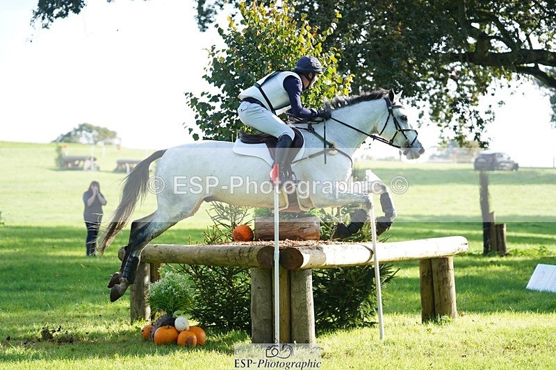 231020-105202-06136 - 027-IE.MR.MCGREGOR-Will.Furlong-XC