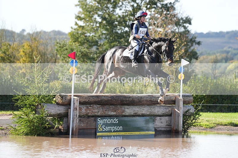 251024A-125626-10870 - B-145-Sarah.Yeaman