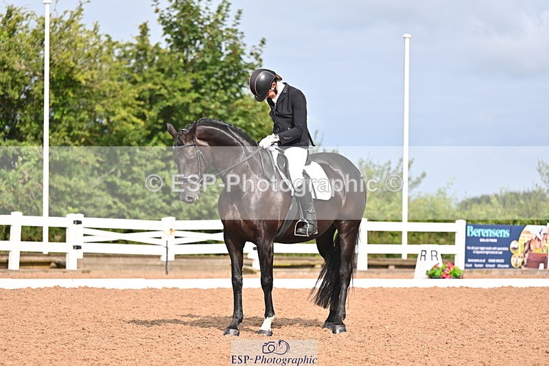 240817A-101232-07697 - 142-Elaine.Cleverdon-Pagante