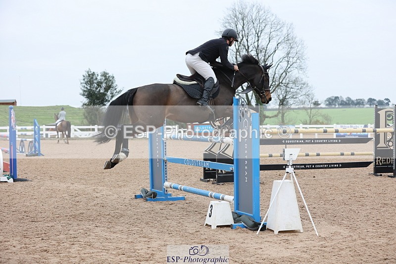 241101A-133349-02141 - FRI Cls 6 Foxhunter and 1.20m Open