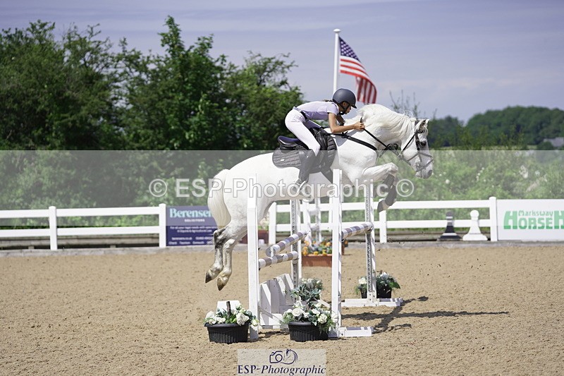 230625A-113712-03709 - Cls 3 Pony Bright Star and 148cm