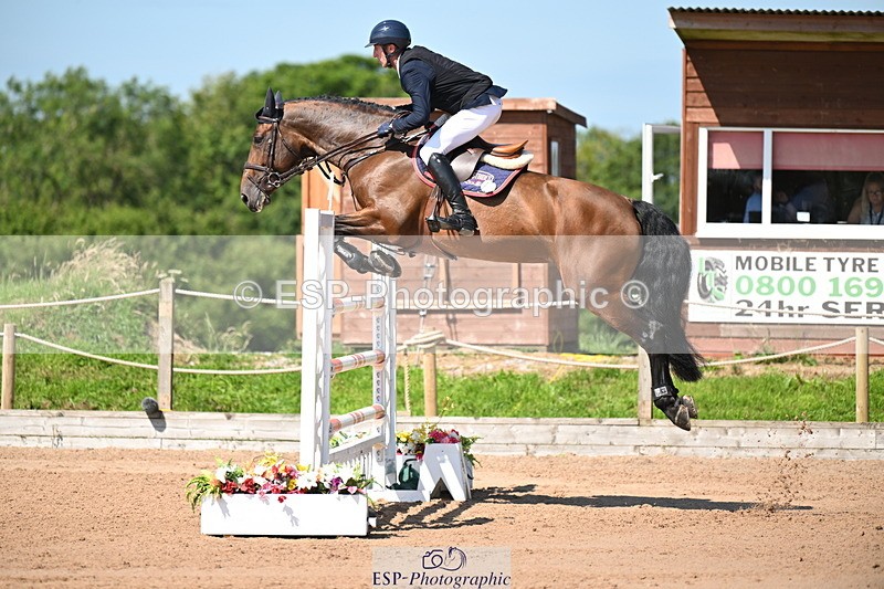 240718A-105930-04699 - Cls 1, 3 Star Small Tour 1.35m