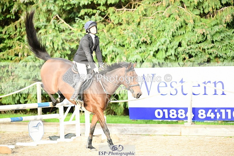 251004A-172707-02435 - Classes 12 & 13 90cm