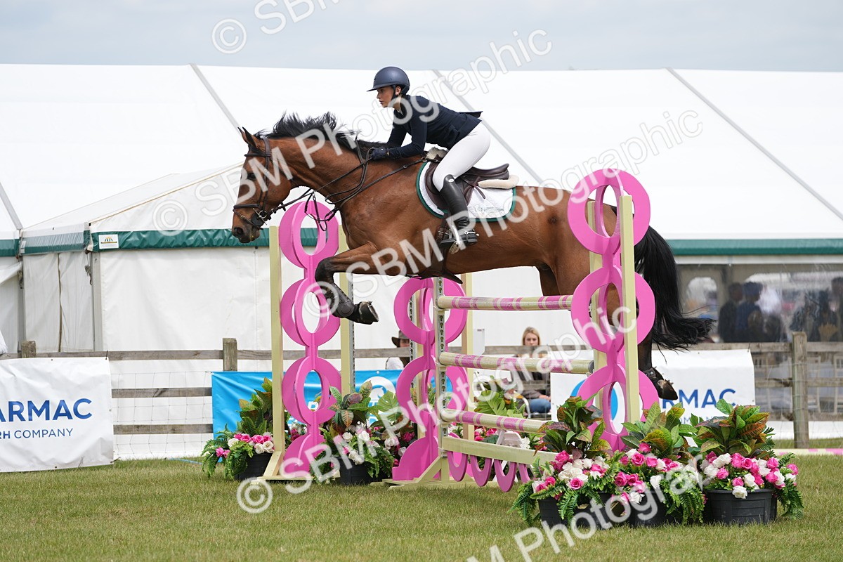 SBM_06562 - Class 202 - National 1.40m Open