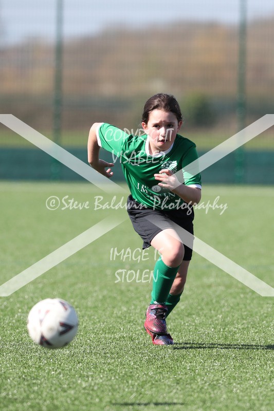 1DX20368 - 2026-03-21 FC Abbey Meads U9 Purple Girls V Stratton Juniors FC U9 Pheonix Girls