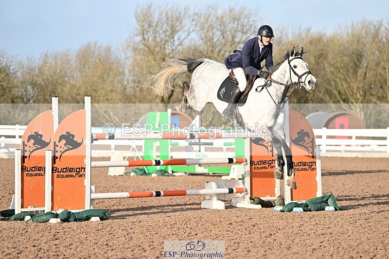 231209A-135140-01960 - Cls 15 National 1.30m & 1.40m