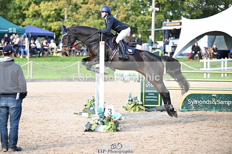 251024A-131234-10625 - C-254-Emily.Mainieri