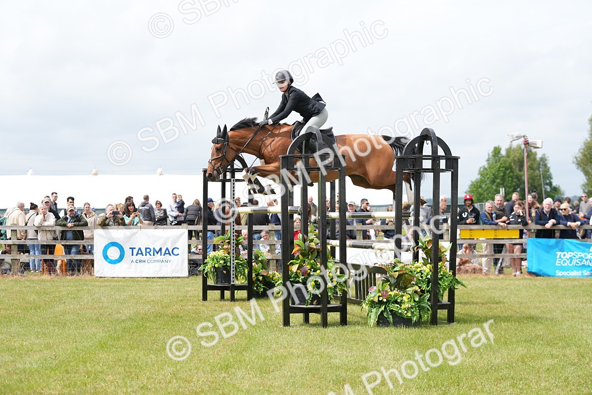 SBM_06516 - Class 202 - National 1.40m Open