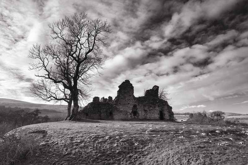 Pendragon Castle   ref 9974 - The Pennines and Cumbria